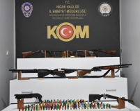 Niğde ve Nevşehir'de silah operasyonu! Çok sayıda gözaltı var