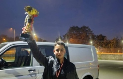 Niğdeli berber Emirhan Babacan Kayseri’de ikincilik kupası kazandı