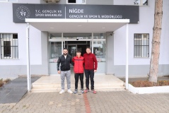 Niğdeli sporcu Denizli’ye transfer oldu