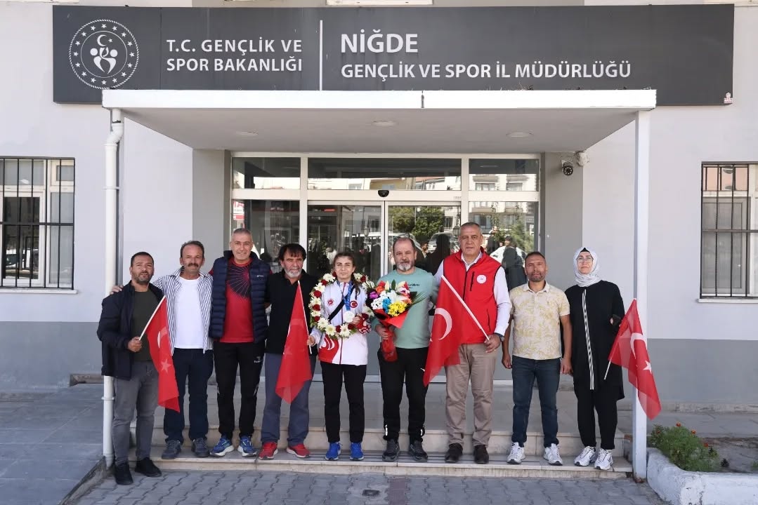 Niğdeli Sporcudan Avrupa İkinciliği