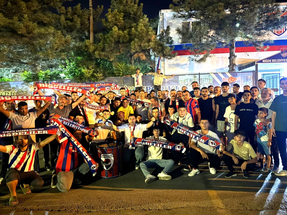NiğDELİLER’den Niğde Belediyespor’a moral ziyareti