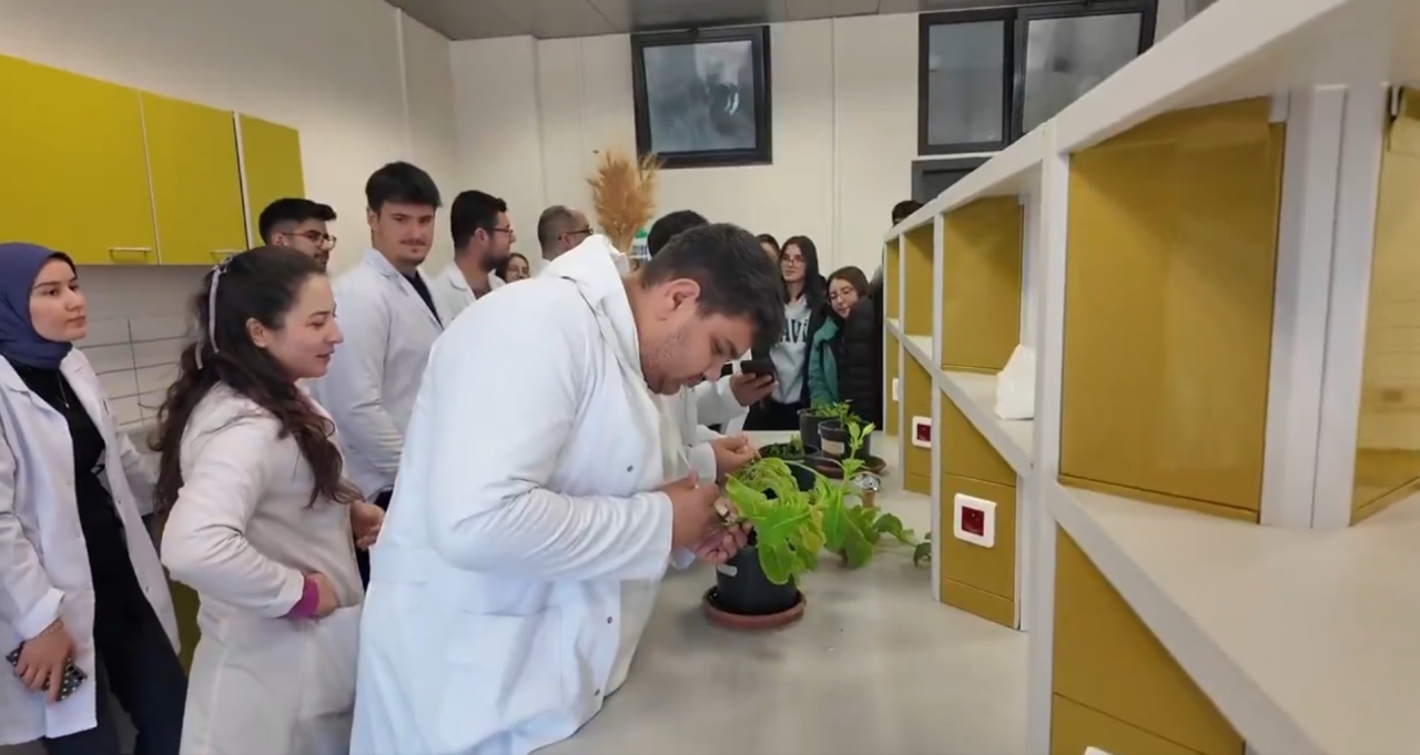 NÖHÜ'de Tarım Kariyer Kafe hizmete açıldı