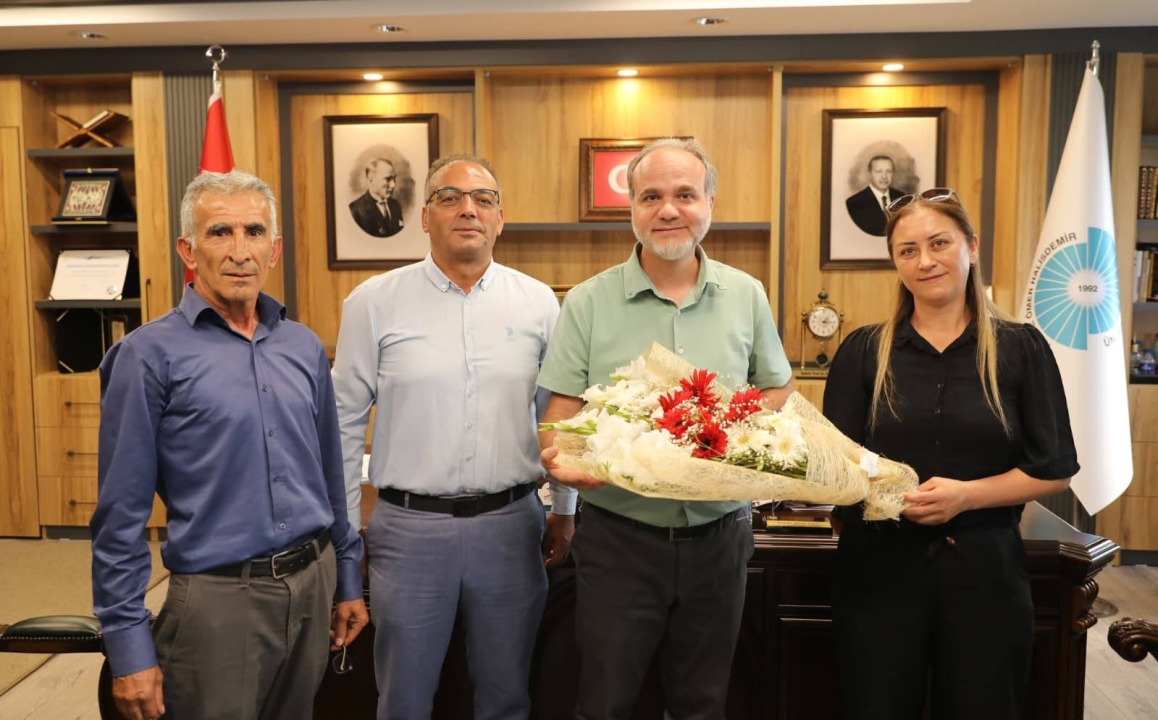 NÖHÜ Çalışanlarından Rektör Uslu'ya Ziyaret