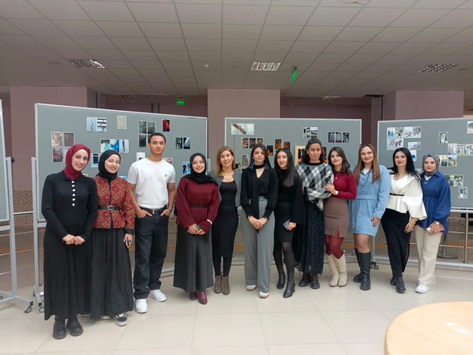 NÖHÜ’de “Bak Gör İşte” fotoğraf sergisi açıldı