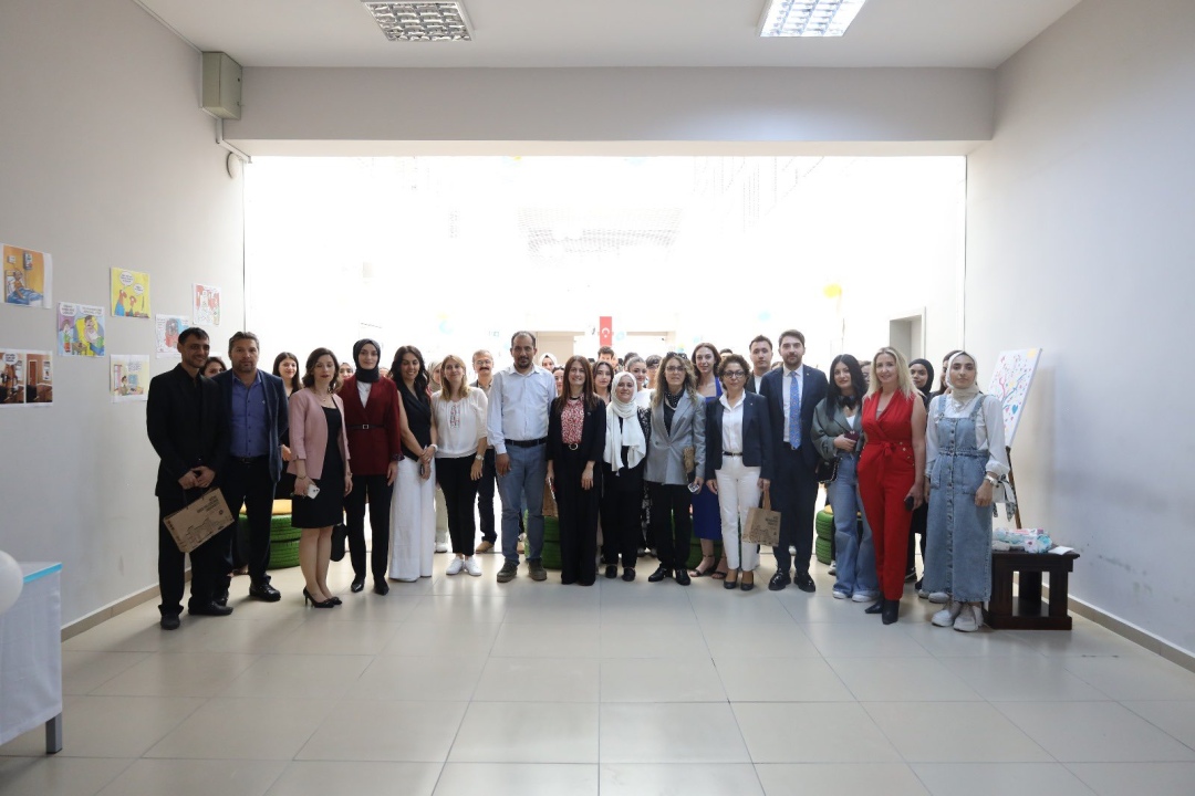 NÖHÜFEST 2’de Kişisel Marka Olmak Paneli düzenlendi