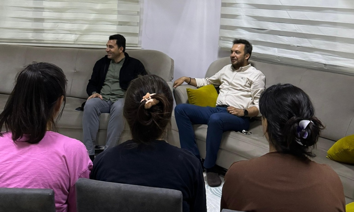 Nurettin Kesler’den Kumluca Çocuk Evleri Sitesi’ne ziyaret