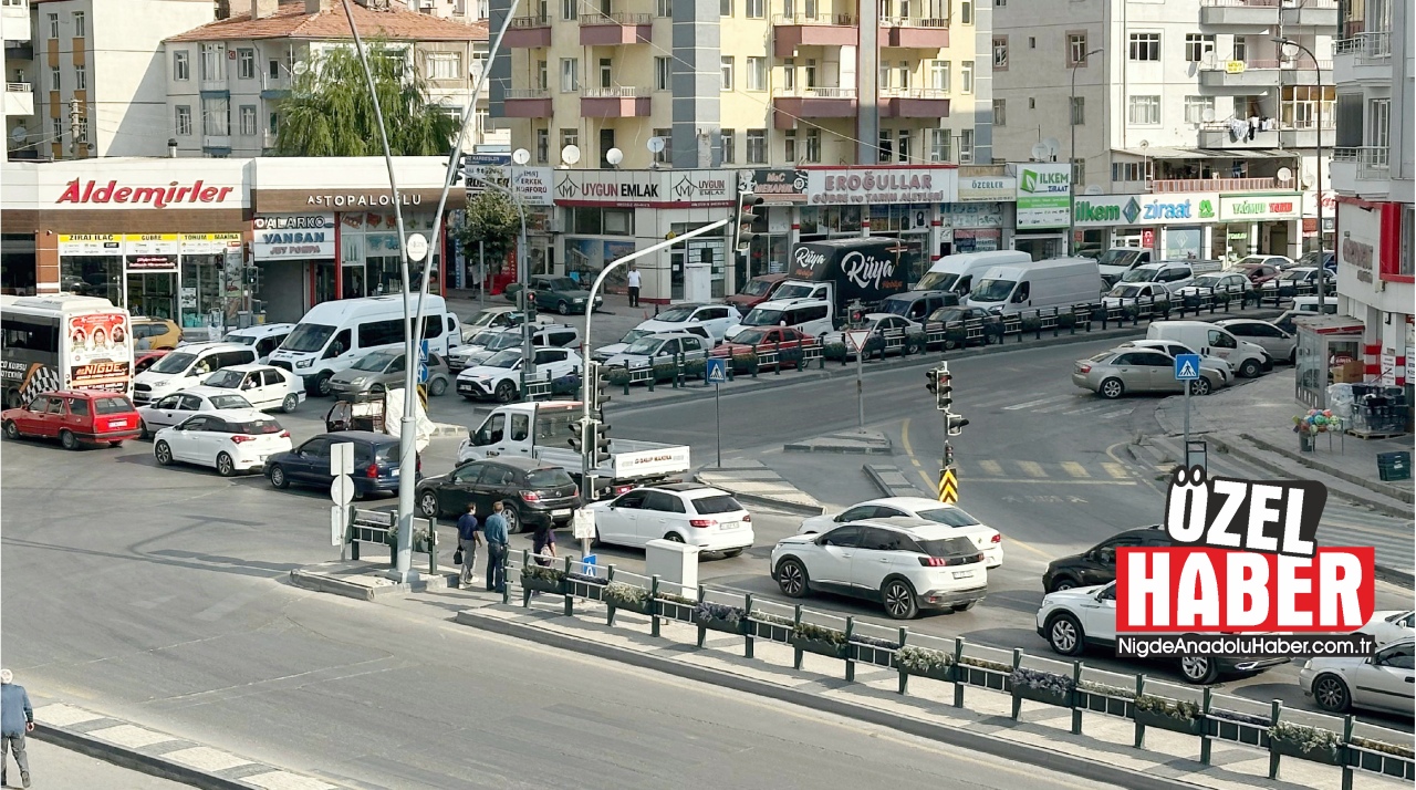 Okullar açıldı, Niğde trafiği felç oldu