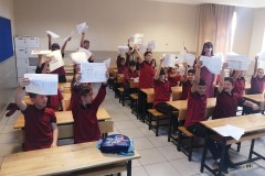 Okullarda karne heyecanı: Yarıyıl tatili başlıyor 