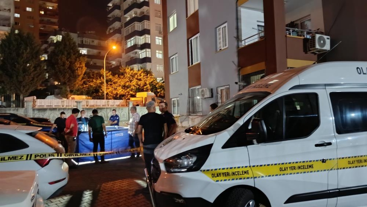 Önce sevgilisini, sonra kendini öldürdü!