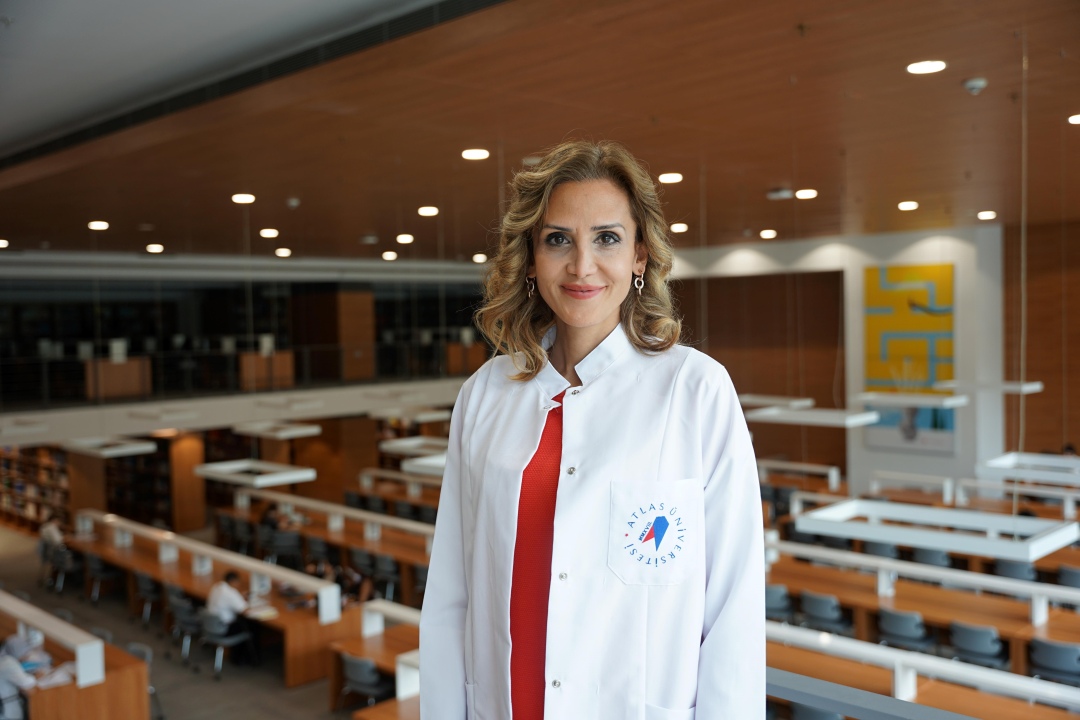 Ortodonti Uzmanı Doç. Dr. Sanaz Sadry: 