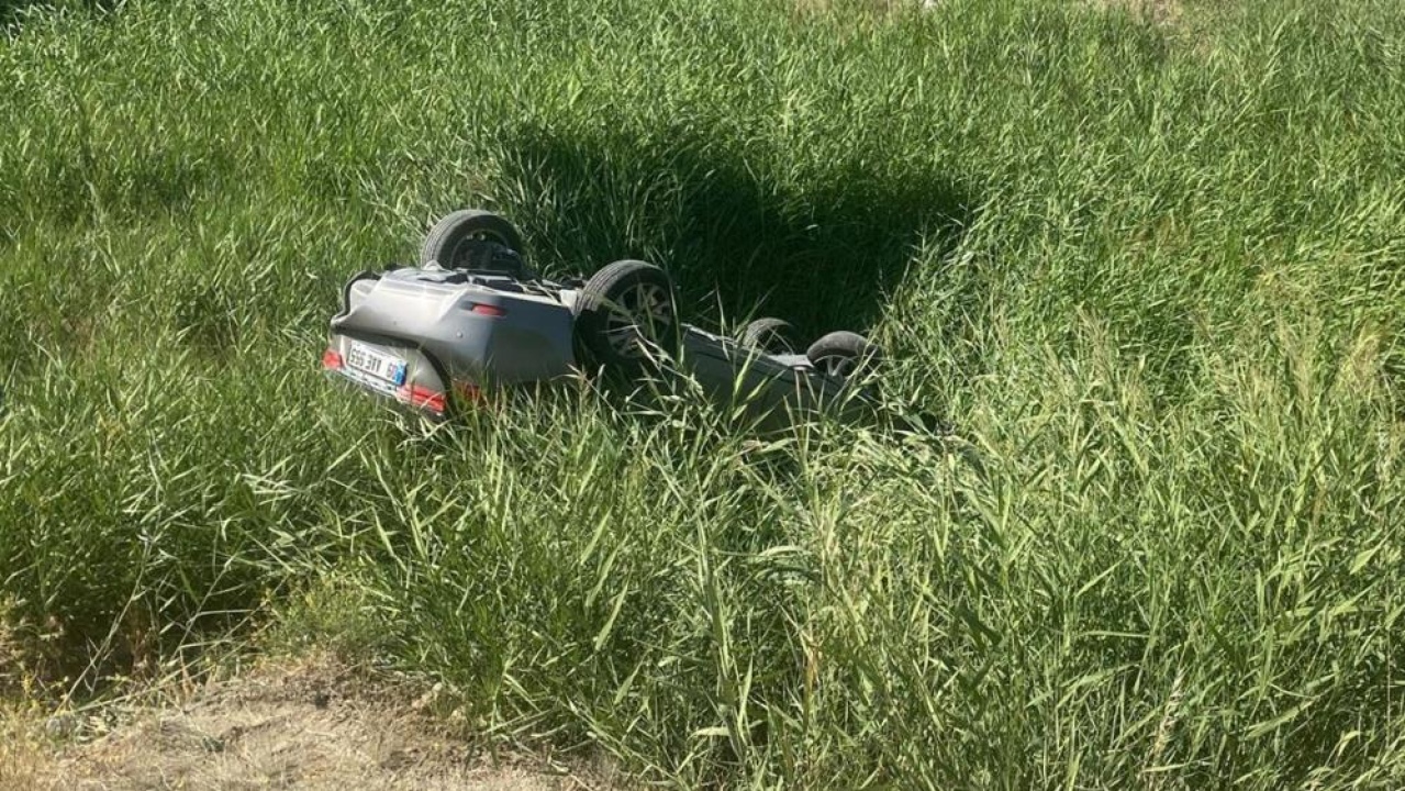 Otomobil takla attı: Aynı aileden 5 yaralı