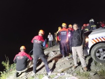 Otomobili uçurumda bulunan genç öğretmenden acı haber! 