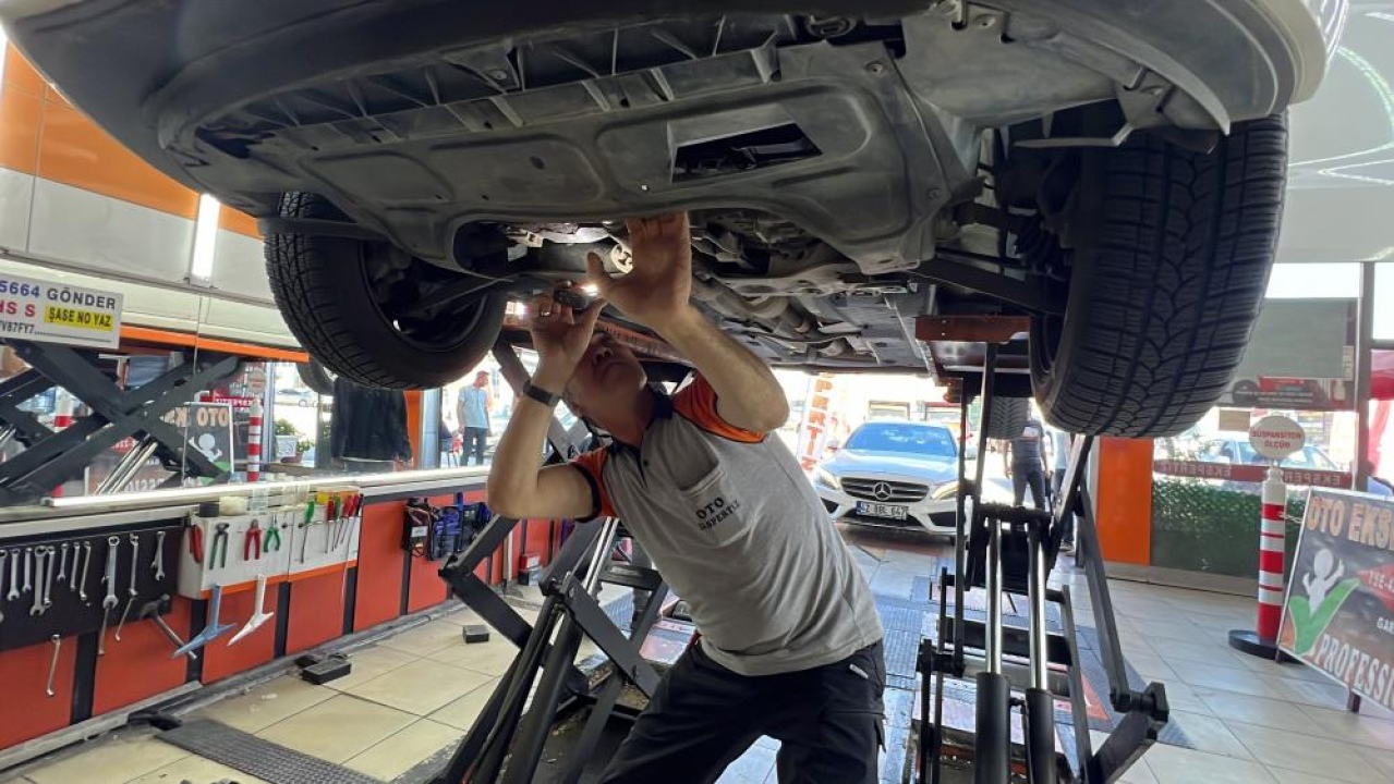 Otomobilin Motorundan Bulaşık Teli Çıktı! 