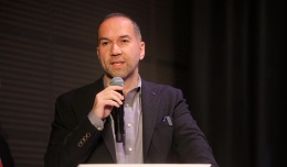 Özdemir: Kayıt dışı tarım işçilerine yardıma hazırız
