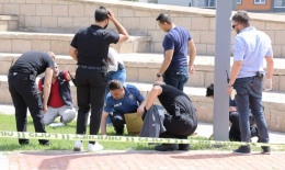 Parkta silahla vurulmuş halde bulundu