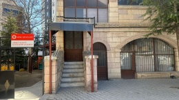 Patlama nedeniyle ibadete kapatılan camii yeniden açıldı