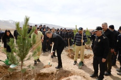 Polis Adayları Fidanları Toprakla Buluşturdu
