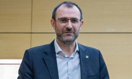 Prof. Dr. Özer Köseoğlu kimdir ve aslen nereli?