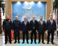 Rektör Hasan Uslu’ya Hayırlı Olsun Ziyareti