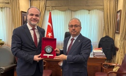 Rektör Uslu’dan Bakü Büyükelçisi Akgün’e ziyaret