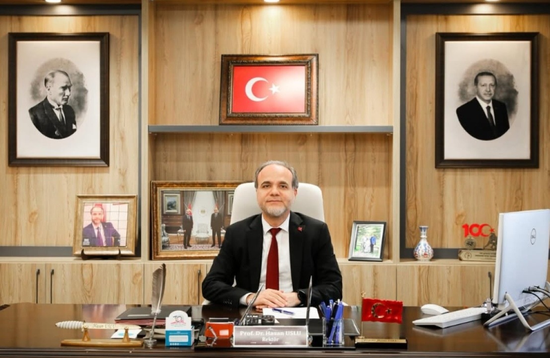 Rektör Uslu’dan hediye yerine bağış çağrısı