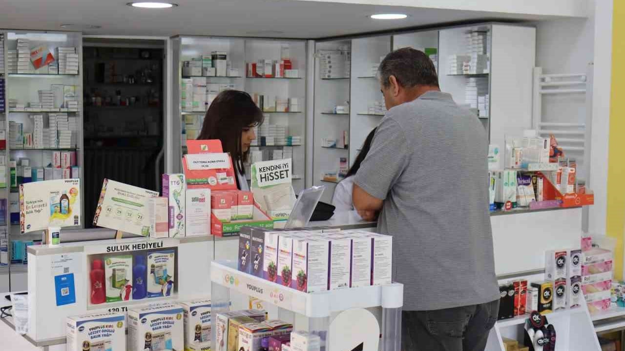 Resmi tatilde eczaneler açık mı? 30 Ağustos rehberi