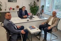 Sağlık-Sen Niğde Şubesi, maaş promosyonu için banka ziyaretlerini sürdürüyor