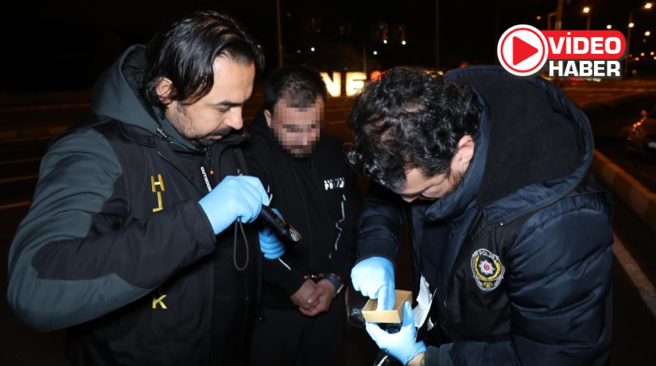  Sahte altınla telefoncuları dolandırmışlar! 