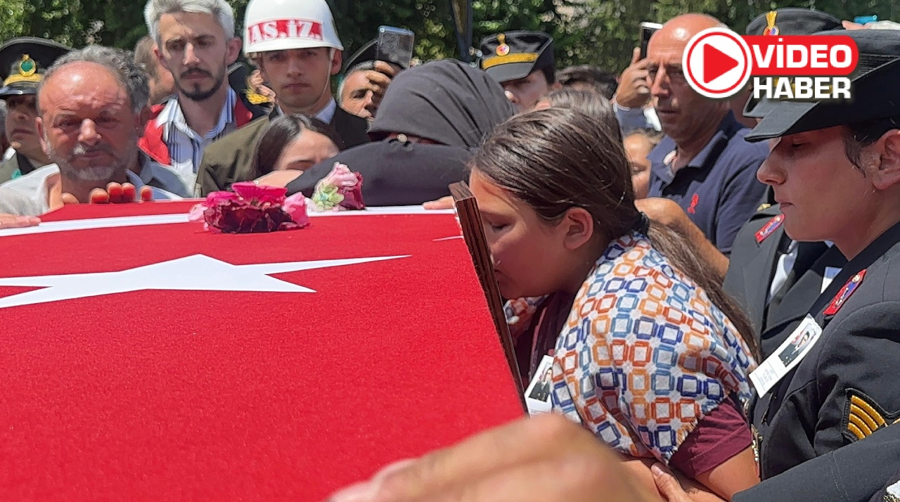 Şehidin kızının sözleri yürekleri dağladı: “Bunları sana topladım baba”