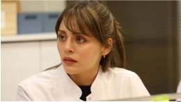 Sıla Türkoğlu kimdir? “Doktor Başka Hayatta” dizisinin Elif’i hayatı ve kariyeri