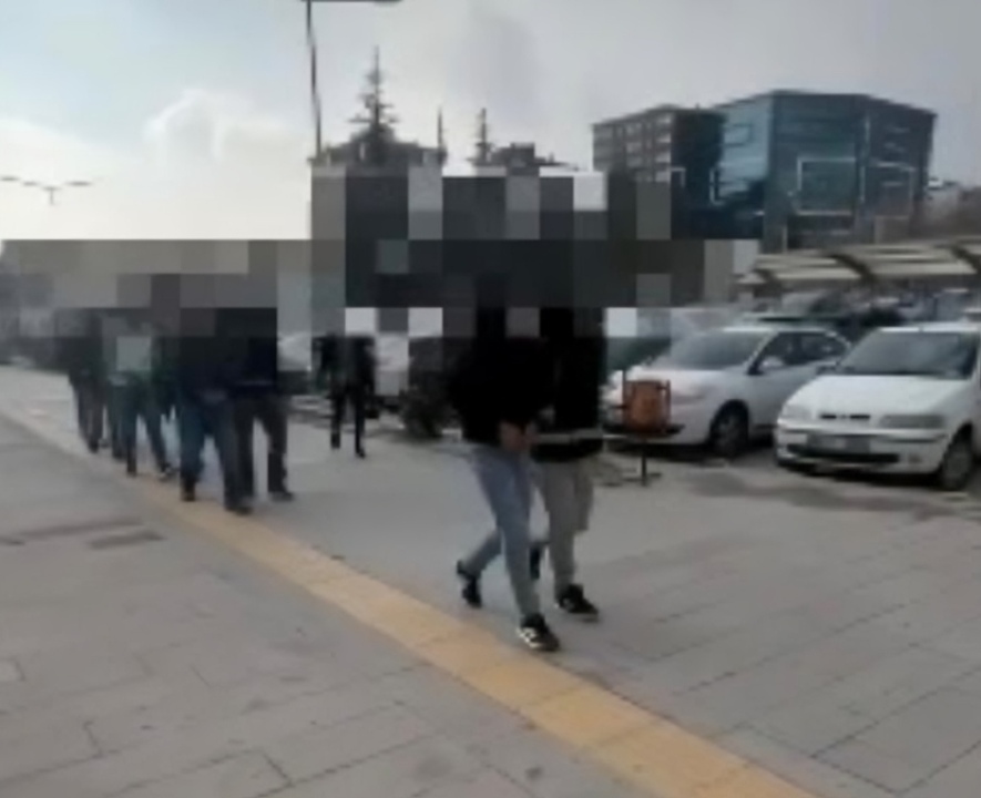 Silahlı tehdit ve kurşunlama olayında 3 şüpheli tutuklandı 