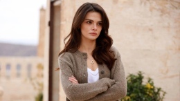 Sinem Ünsal olayı ne, tutuklandı mı? Uzak Şehir dizisinin Alya’sı hakkında çıkan iddiaların perde arkası!