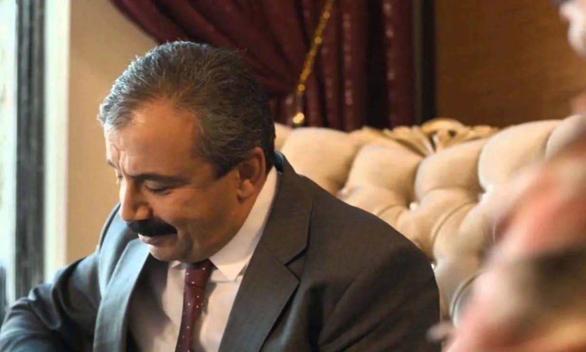 Sırrı Süreyya Önder'in Son Filmi Neydi? Oyunculuk Kariyeri Nasıl Şekillendi?
