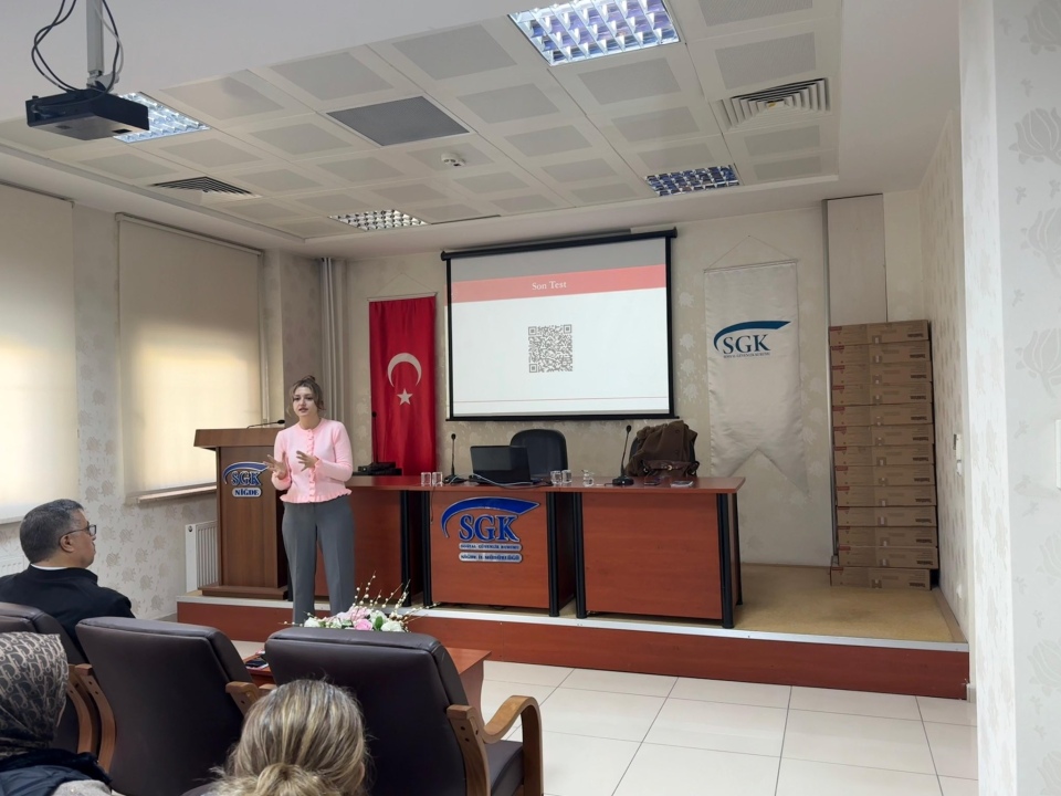 Sosyal Güvenlik İl Müdürlüğü personeline Aile İçi İletişim ve Şiddetle Mücadele Eğitimi