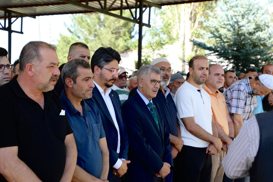 Süleyman Görgülü’nün Babası Sazlıca’da Son Yolculuğuna Uğurlandı