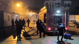 Sürücü Alev Alan Kamyonla İtfaiyeye Sığındı