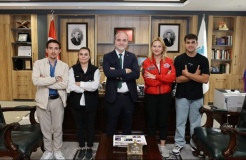 T3 Vakfı Ekibi NÖHÜ Rektörünü Ziyaret Etti