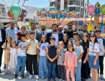 Taner Gümüş’ten Karne Alan Çocuklara Lunapark Sürprizi