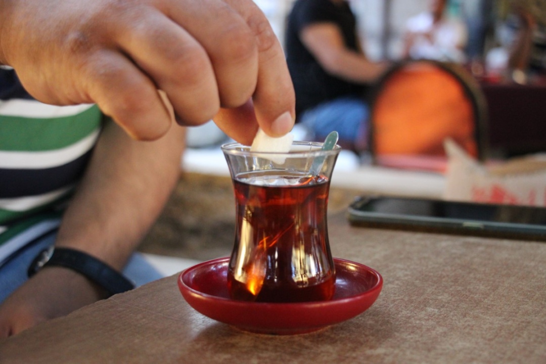 Tarım Bakanlığı İfşa Etti: Çaylarda Gıda Boyası Tehlikesi!