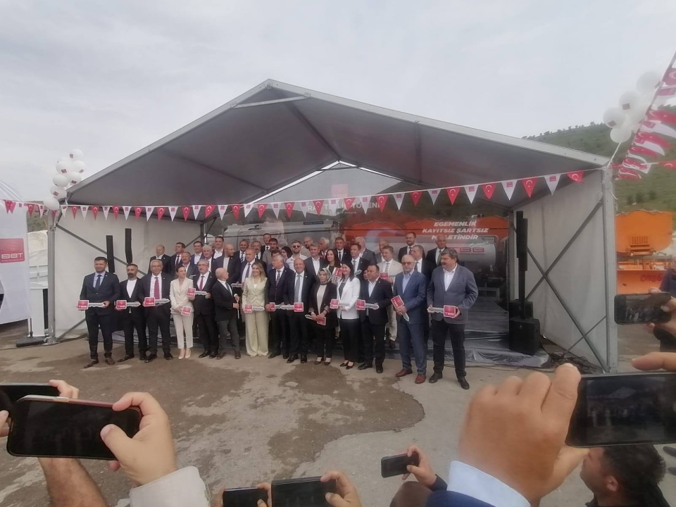 TBB'den Niğde’deki Beldelere Kepçe Hibesi