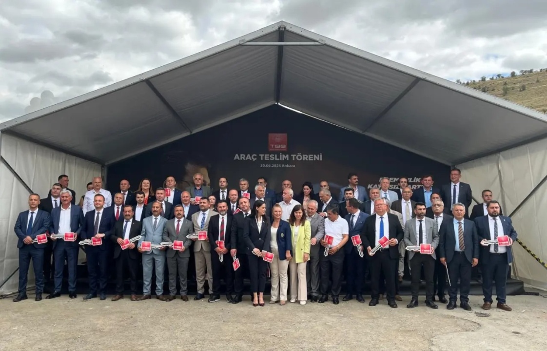 TBB’den Kemerhisar Belediyesi’ne yeni itfaiye aracı