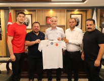 TİESF Başkanı Dursun Gözel Niğde’de temaslarda bulundu