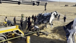 Tır Şarampole Düştü, Sürücü Kum Altında Kalarak Hayatını Kaybetti