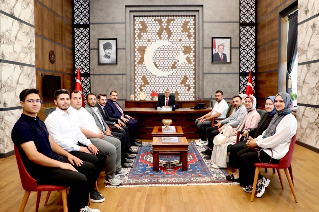 TÜGVA Niğde Heyetinden Vali Cahit Çelik’e ziyaret