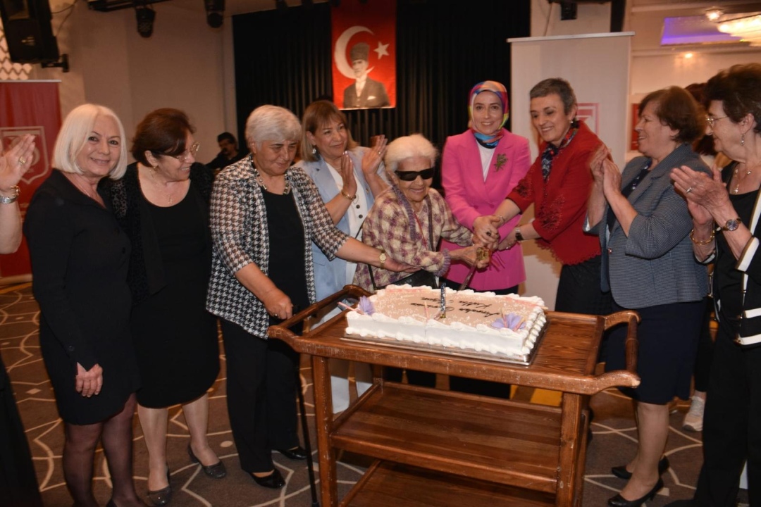 TYSD Niğde Şubesi’nden Anlamlı Anneler Günü Etkinliği