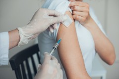 Ücretsiz olacak denilen HPV aşısı asgari ücretle yarışıyor