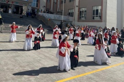 Ülkemize Bir Fidan da Bizden şenliği renkli görüntülere sahne oldu