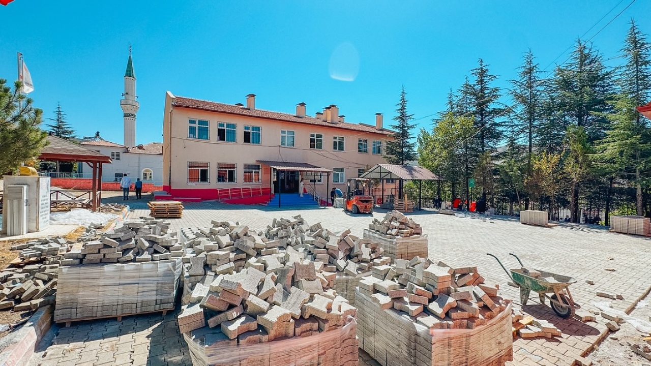 Ulukışla Belediyesi’nden Eğitime Destek