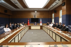 Uluslararası İlişkiler Kulübü Ankara’da Devlet Tecrübesiyle Buluştu