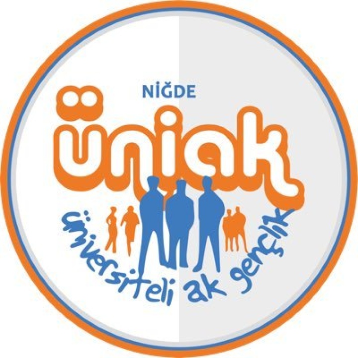 ÜNİAK, gençlere yurtdışı fırsatı sunuyor